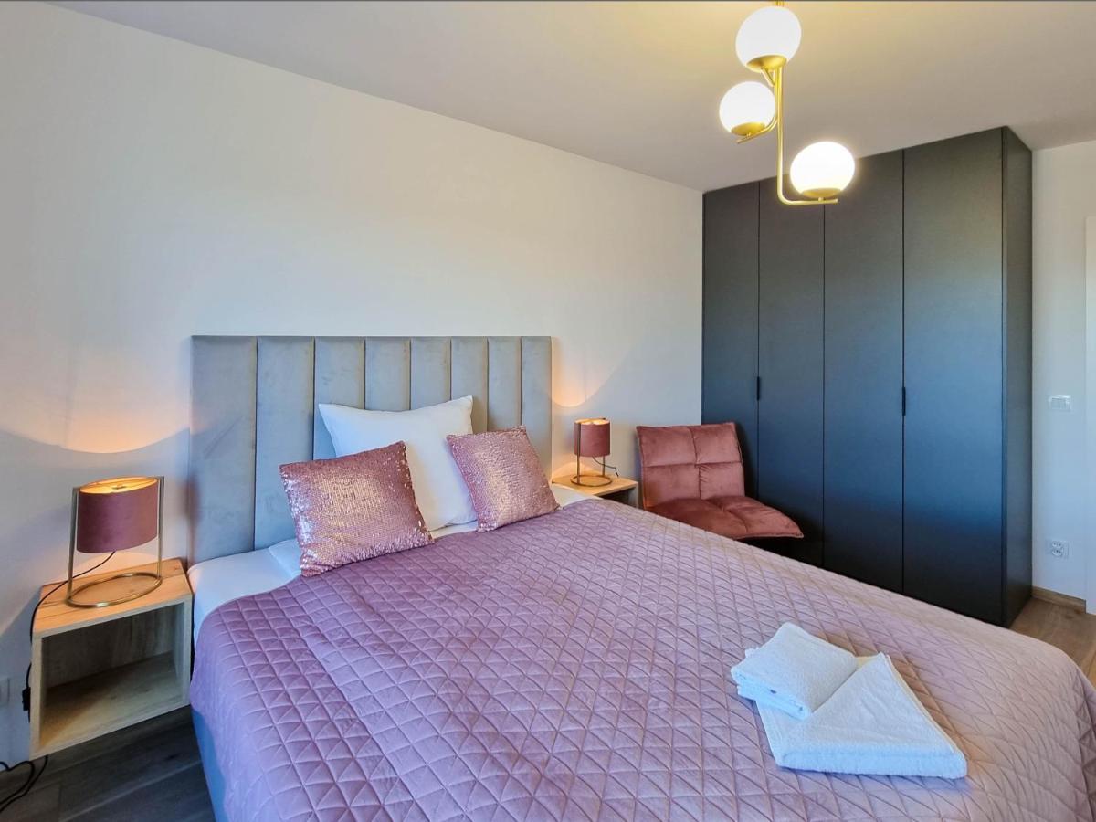 Visit Baltic - Sun Towers -2 Sypialnie - Parking Inklusive Apartment Swinoujscie Exterior photo